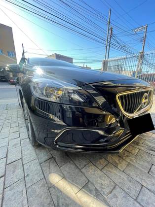 VOLVO V40 2.0 T4 KINETIC GASOLINA 4P AUTOMÁTICO